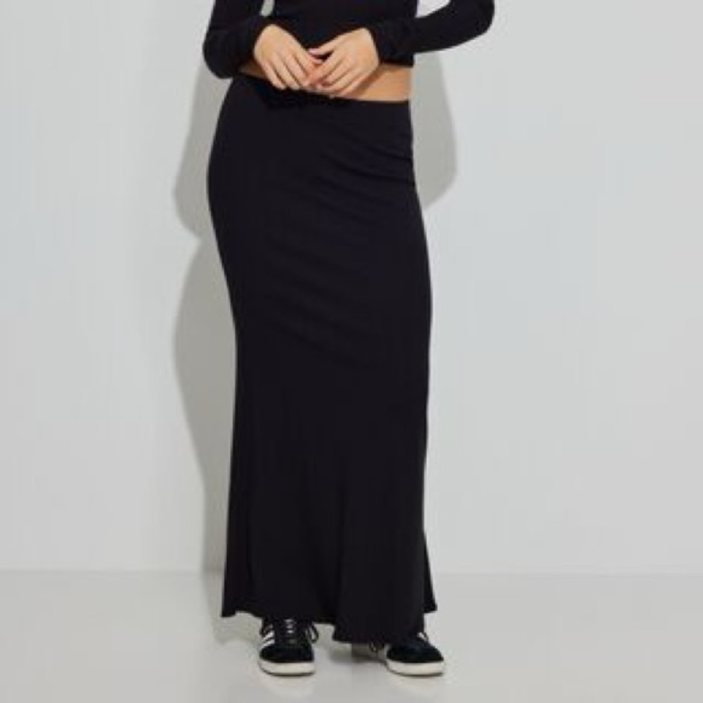 Garage Rib Knit Tulip Maxi Skirt